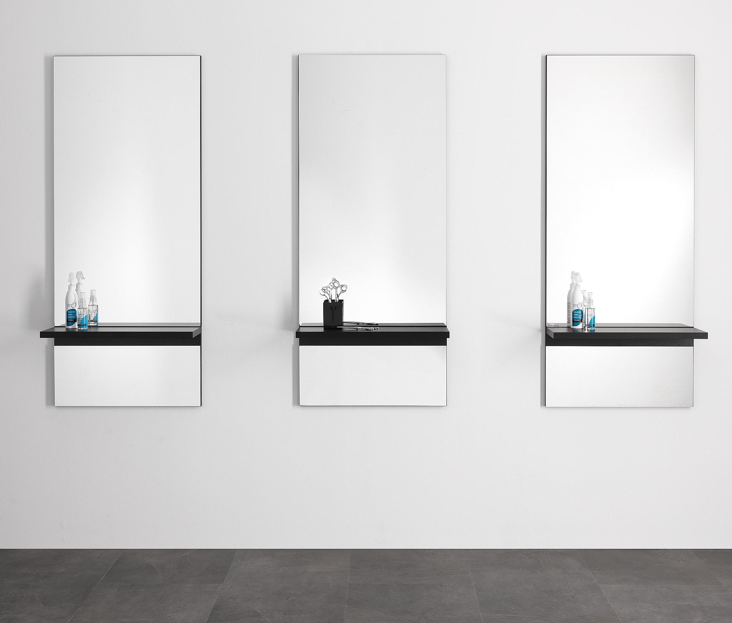 Specchiera con mensola